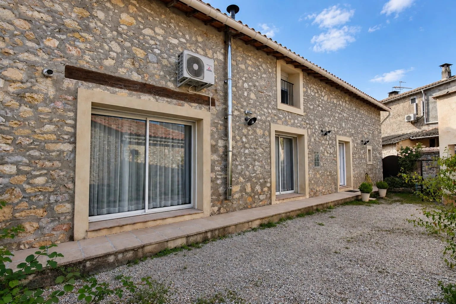 Maison 4 pièces 135 m² · à Vinon-sur-Verdon · 135 m² · 420 000 €