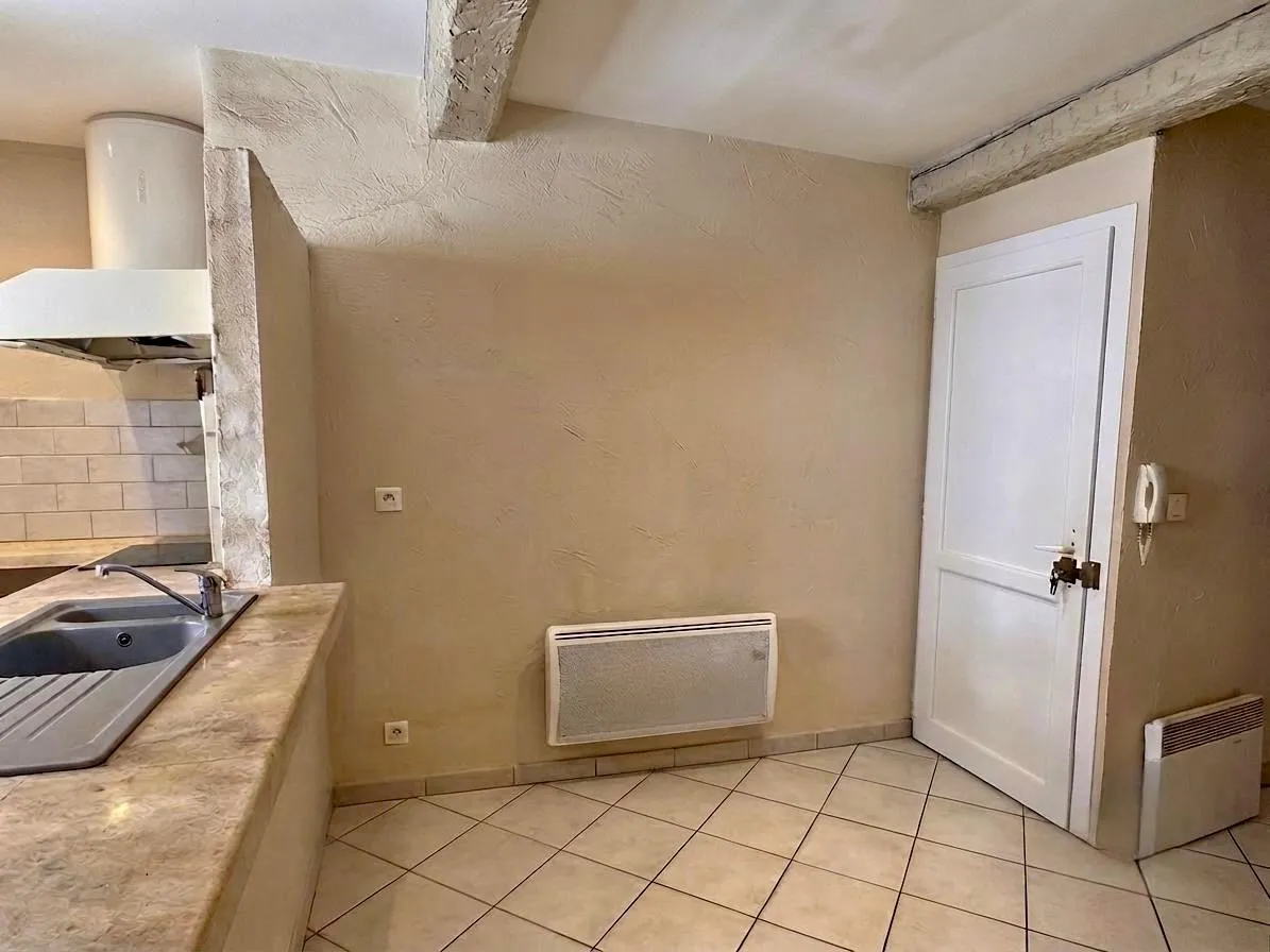 Appartement 1 pièce 32 m² · à Salon-de-Provence · 32 m² · 78 000 €