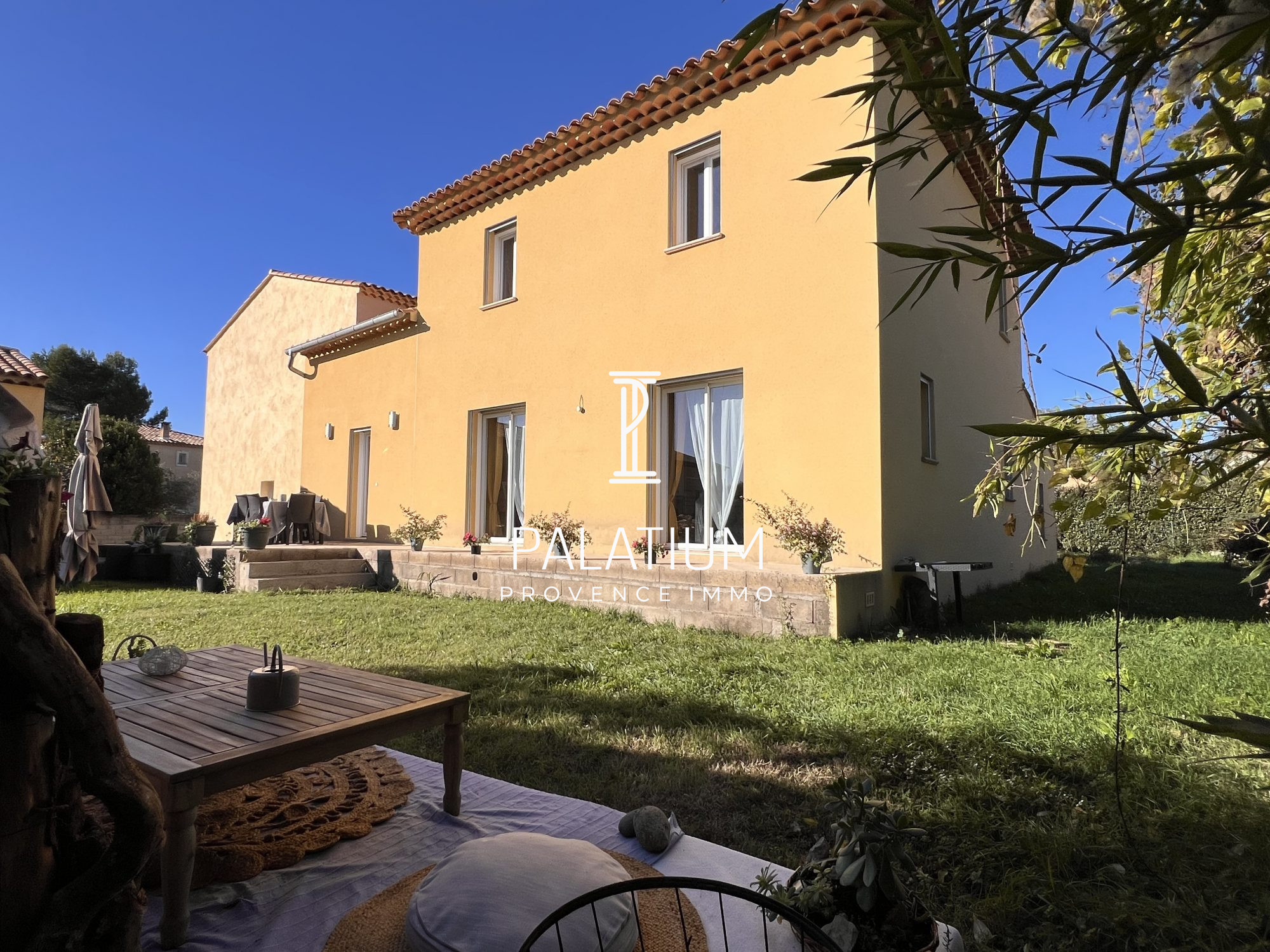 Maison 5 pièces 82 m² · à Mallemort · 82 m² · 450 000 €