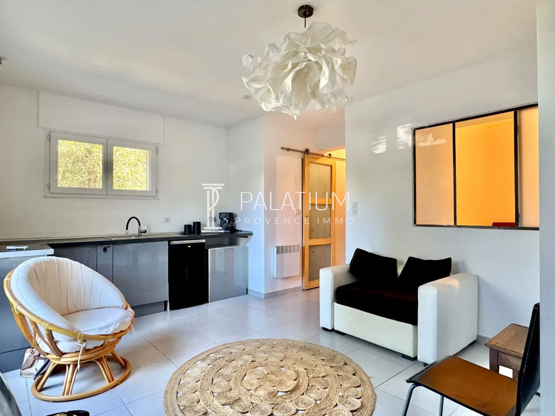Local professionnel à Maussane-les-Alpilles, photo 4