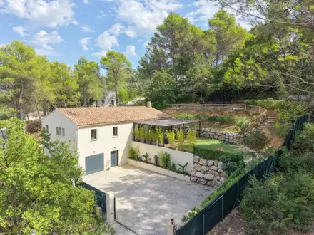 Maison à La Roque d'Anthéron