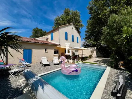 Maison à Eyguières