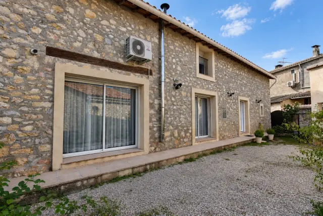 Maison 5 pièces, 2 chambres, bureau, mezzanine, garage, terrain 400m² à Vinon-sur-Verdon