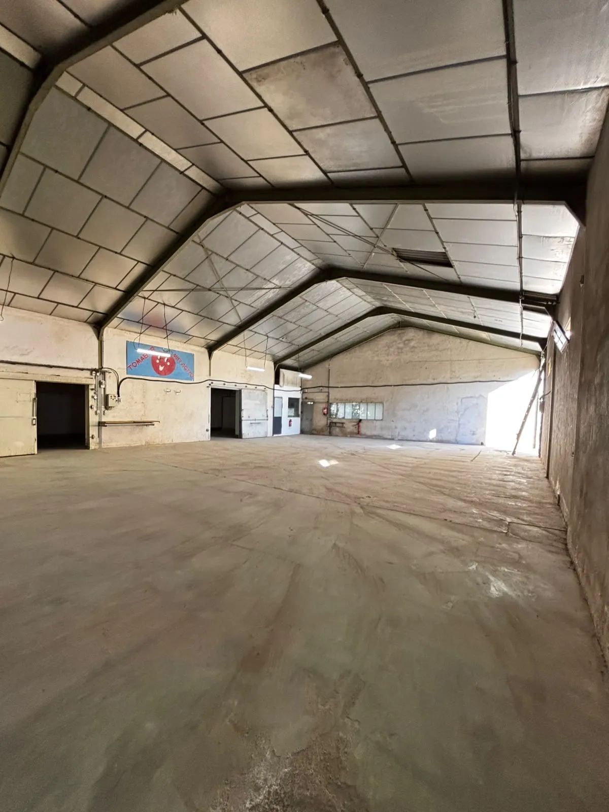 Local professionnel à Berre-l'Étang, photo 2