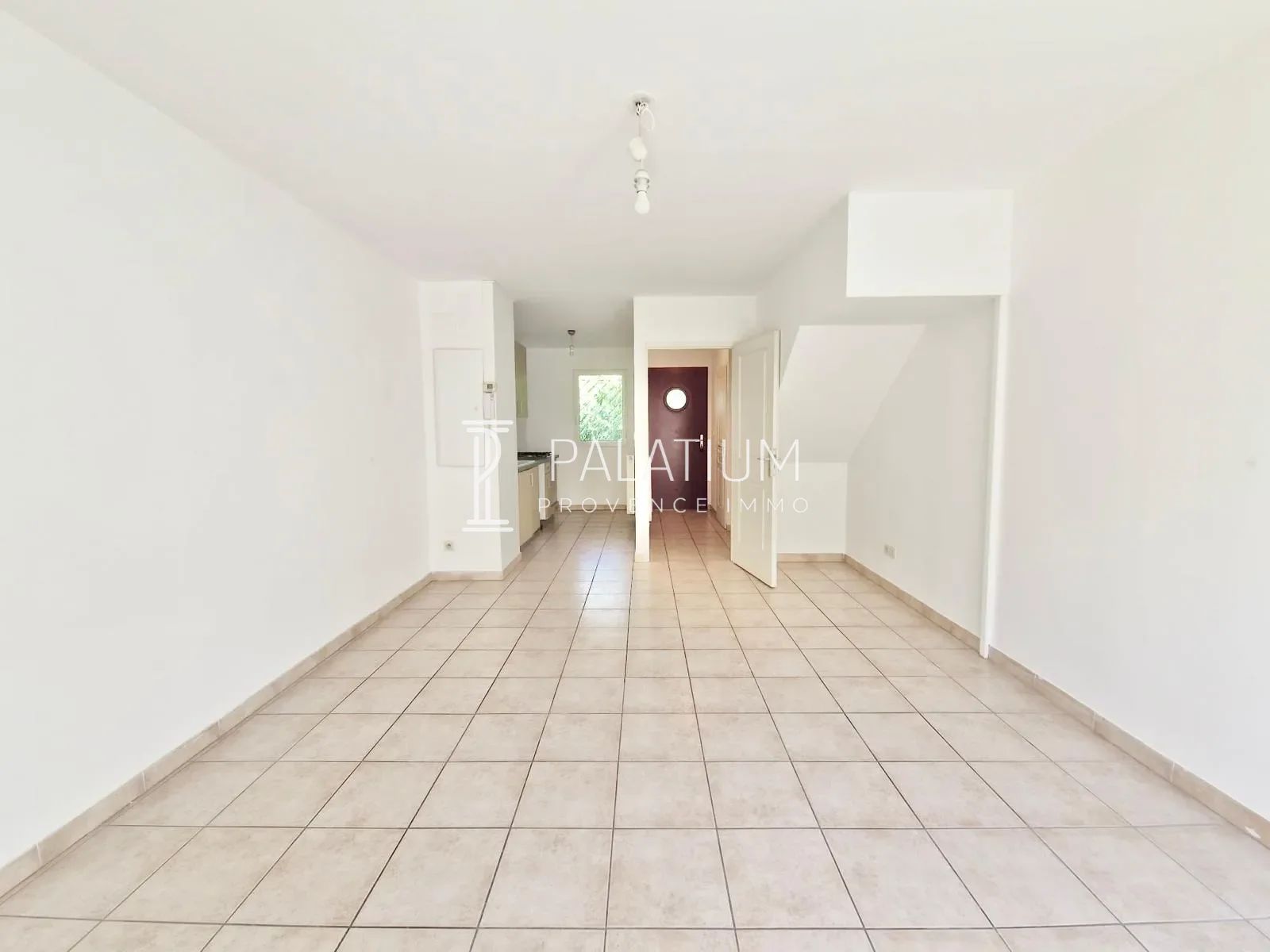 Appartement à Salon-de-Provence, photo 2