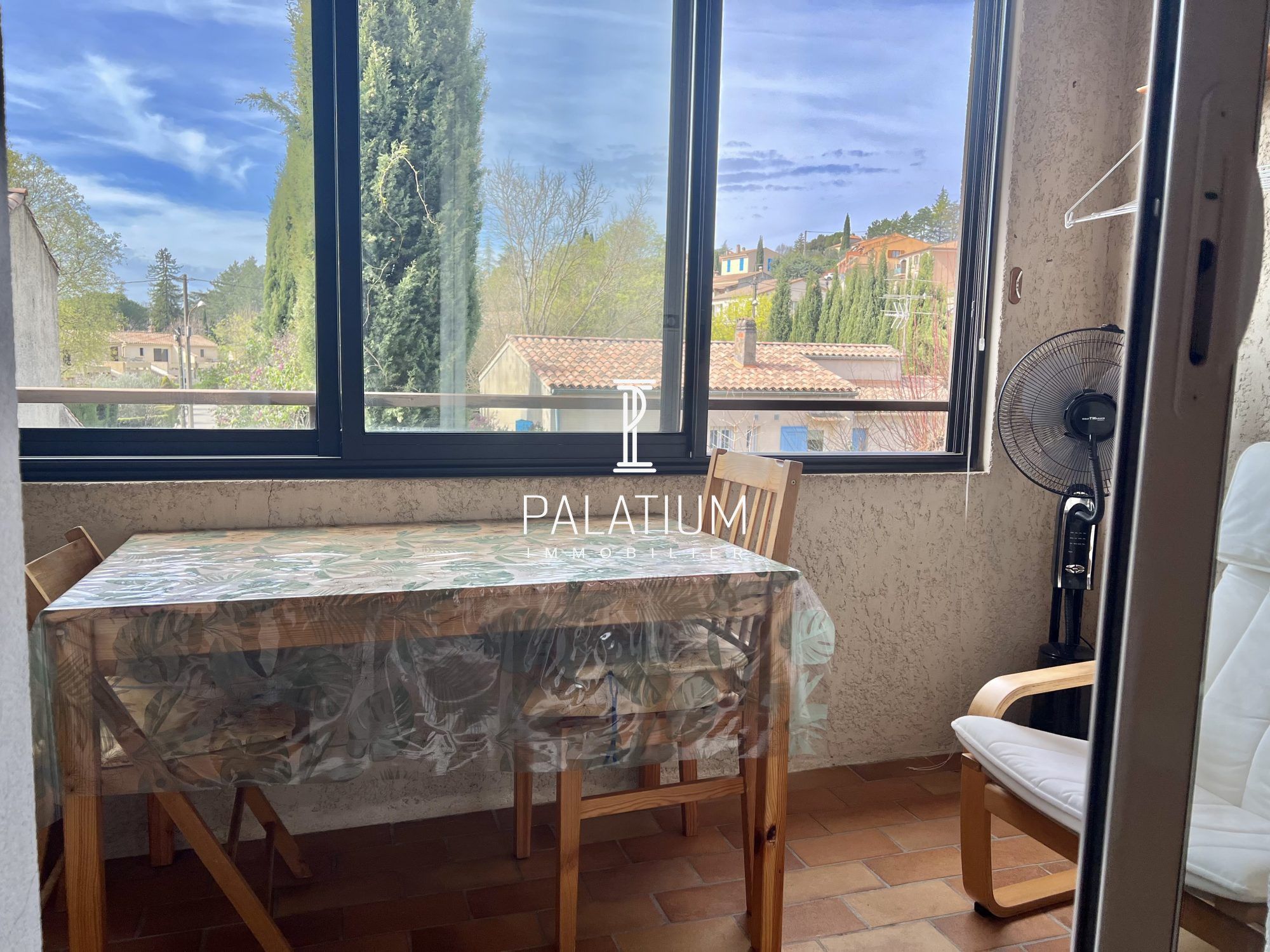 Appartement à Gréoux-les-Bains, photo 2