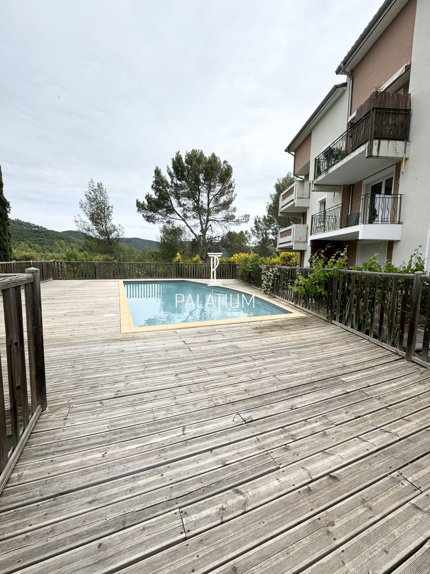 Appartement à Gréoux-les-Bains, photo 2