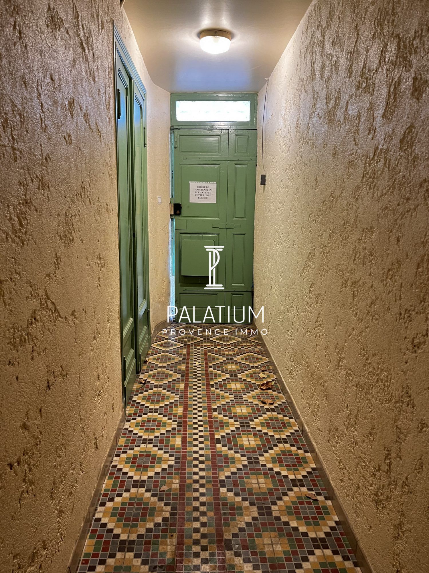 Appartement à La Fare-les-Oliviers, photo 2