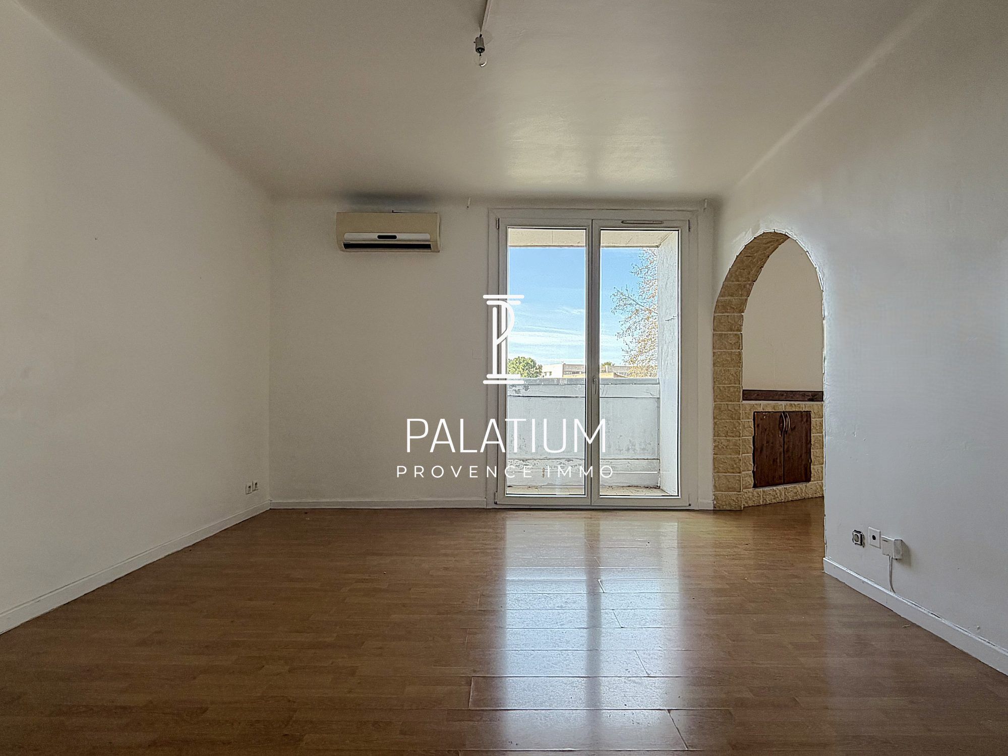 Appartement à Salon-de-Provence, photo 2