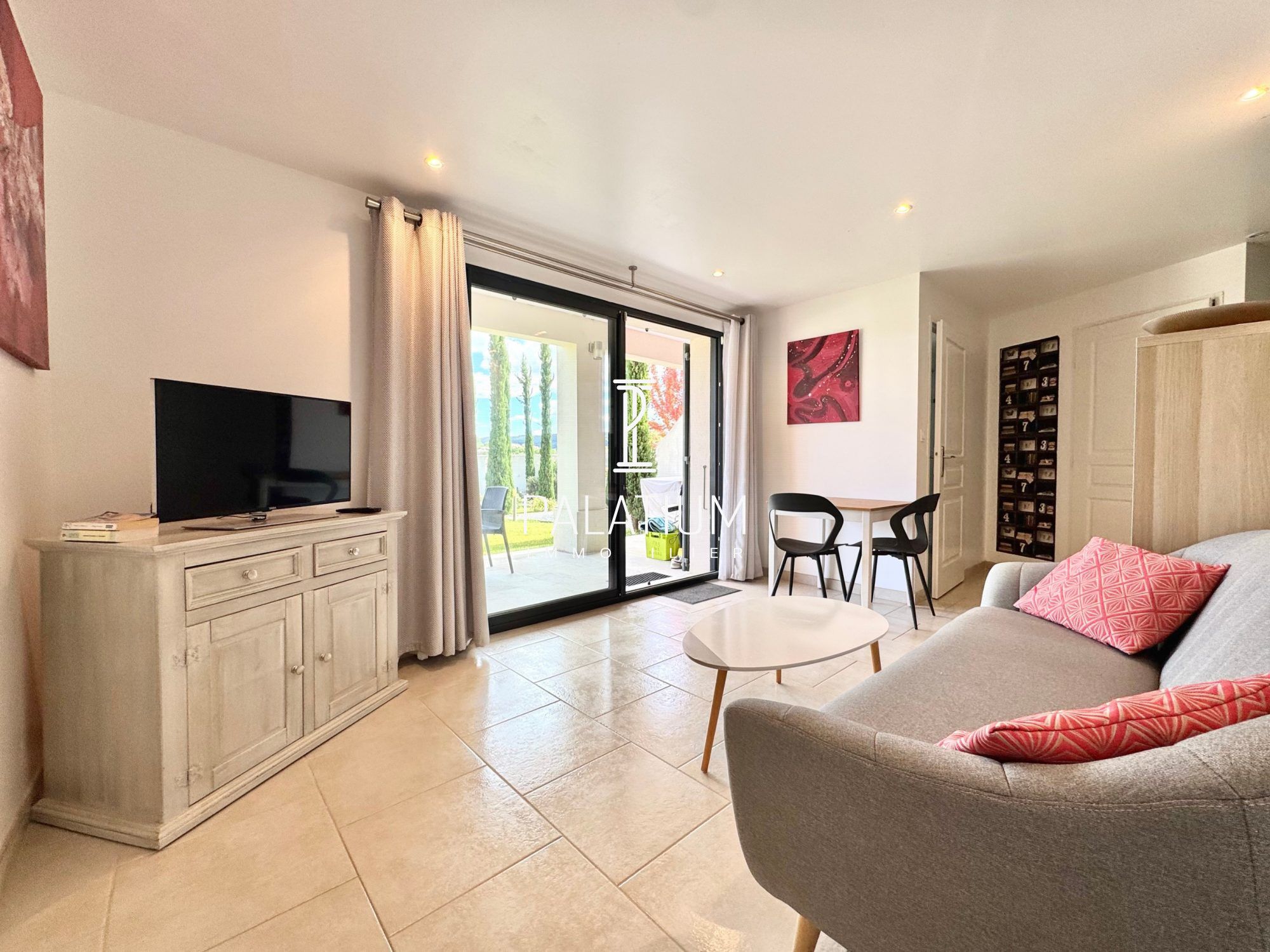 Appartement à Gréoux-les-Bains, photo 2