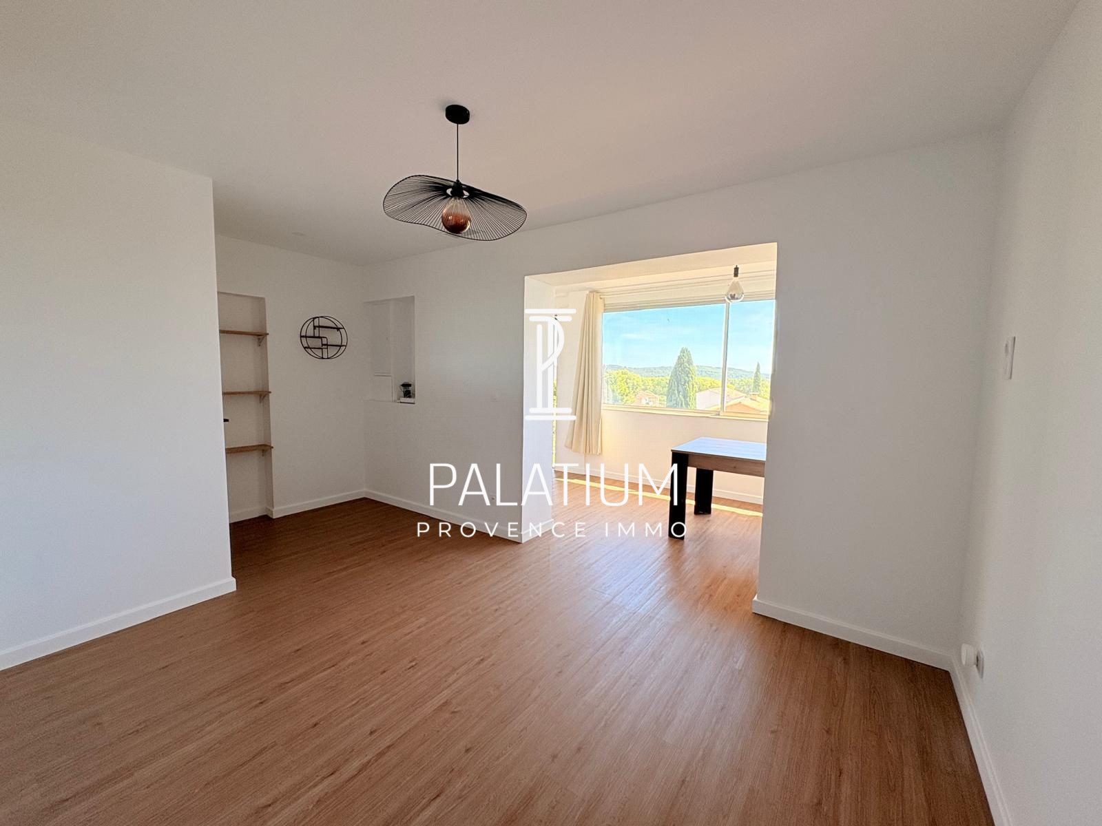 Appartement à La Fare-les-Oliviers, photo 2