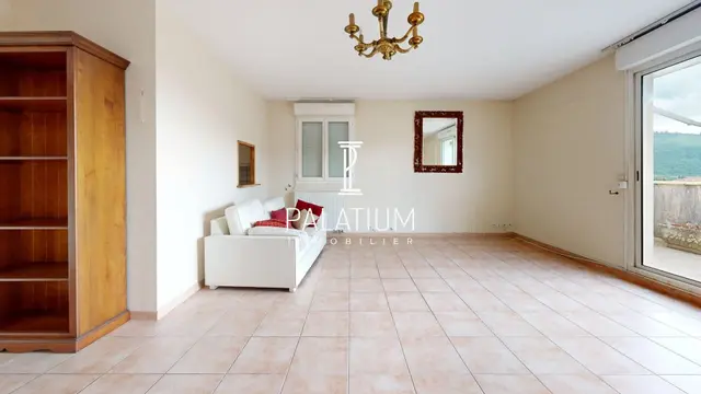 Appartement T4 - Résidence de standing - 92.02 m² à Sisteron