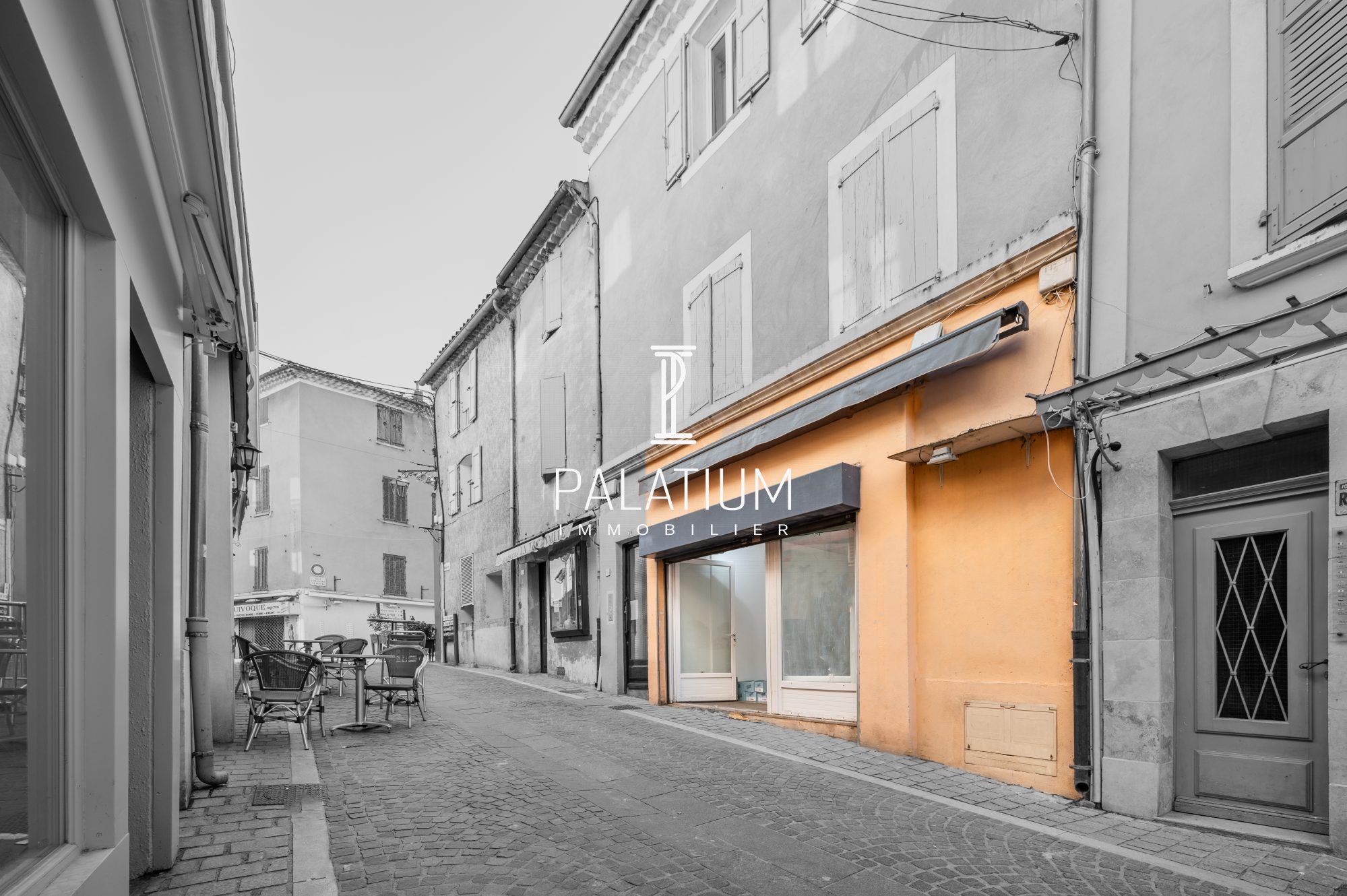 Commerce à Gréoux-les-Bains, photo 5