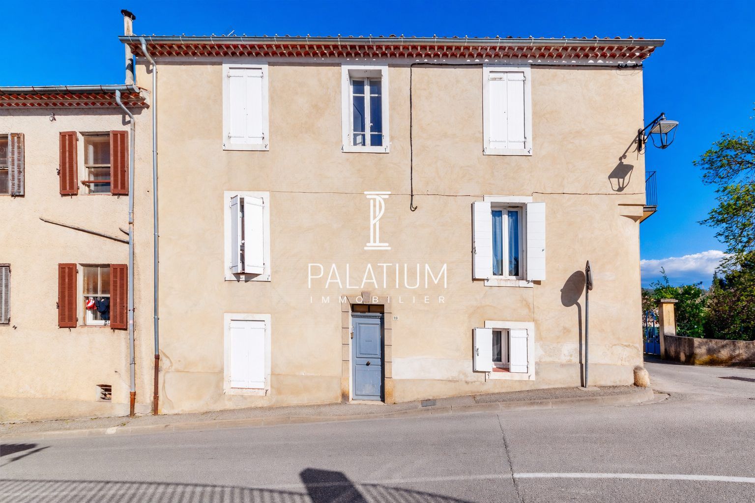 Appartement à Gréoux-les-Bains, photo 2