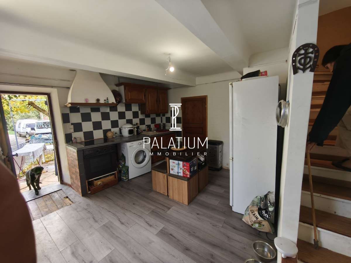 Maison à Saint-Julien le Montagnier, photo 3