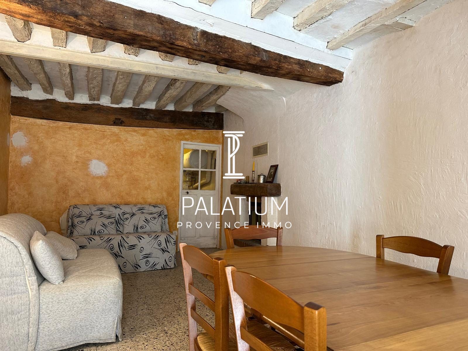 Maison à Saint-Saturnin-lès-Apt, photo 2