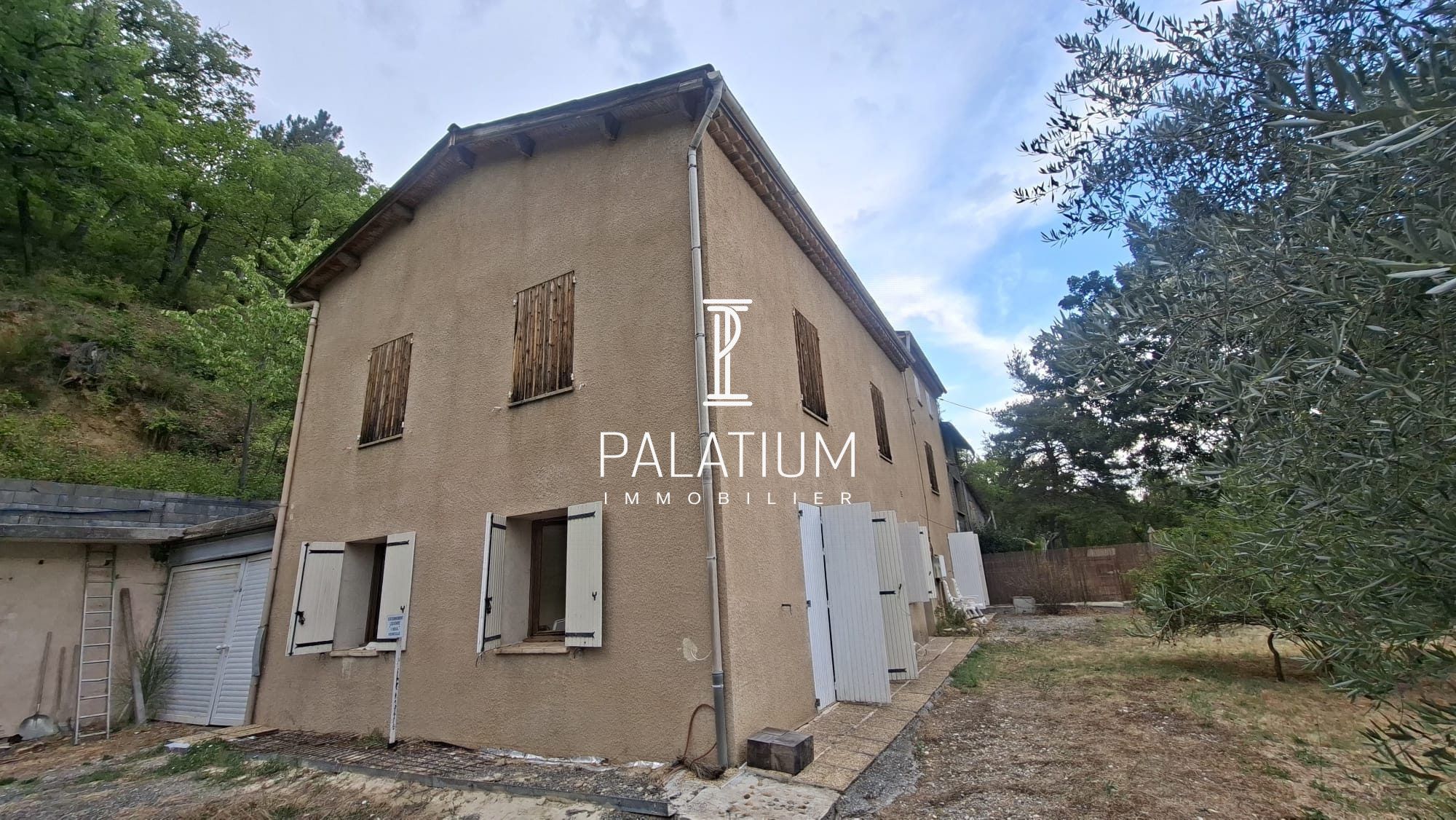 Maison à Mézel