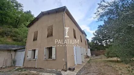 Maison à Mézel
