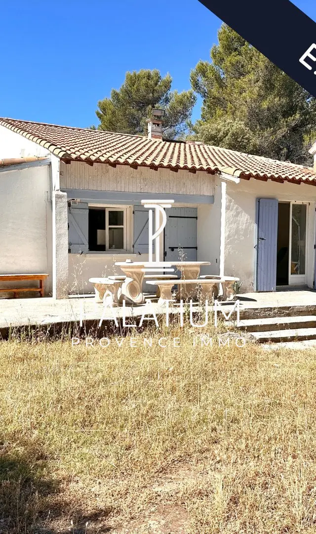 🏡 EXCLUSIVITÉ À JOUQUES : Maison sur 6 643 m² de terrain au calme absolu ! à Jouques