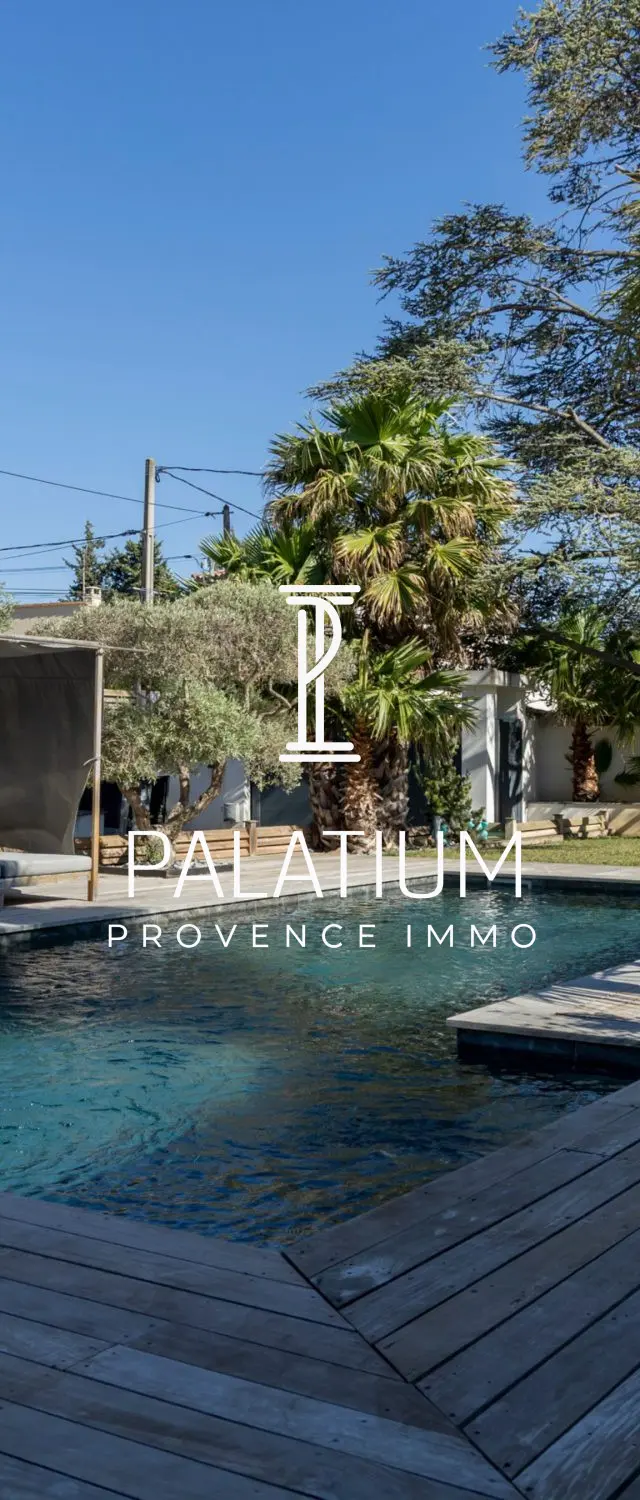 VILLA CONTEMPORAINE, PISCINE, JARDIN PAYSAGE à Pélissanne