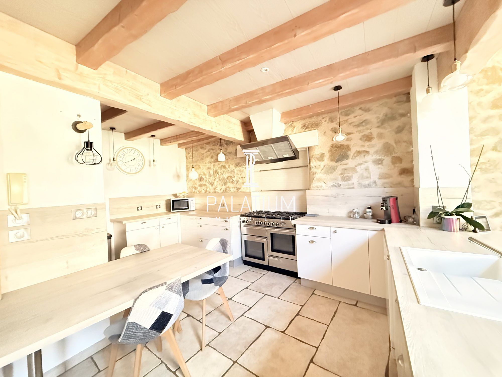 Maison à Bevons, photo 3