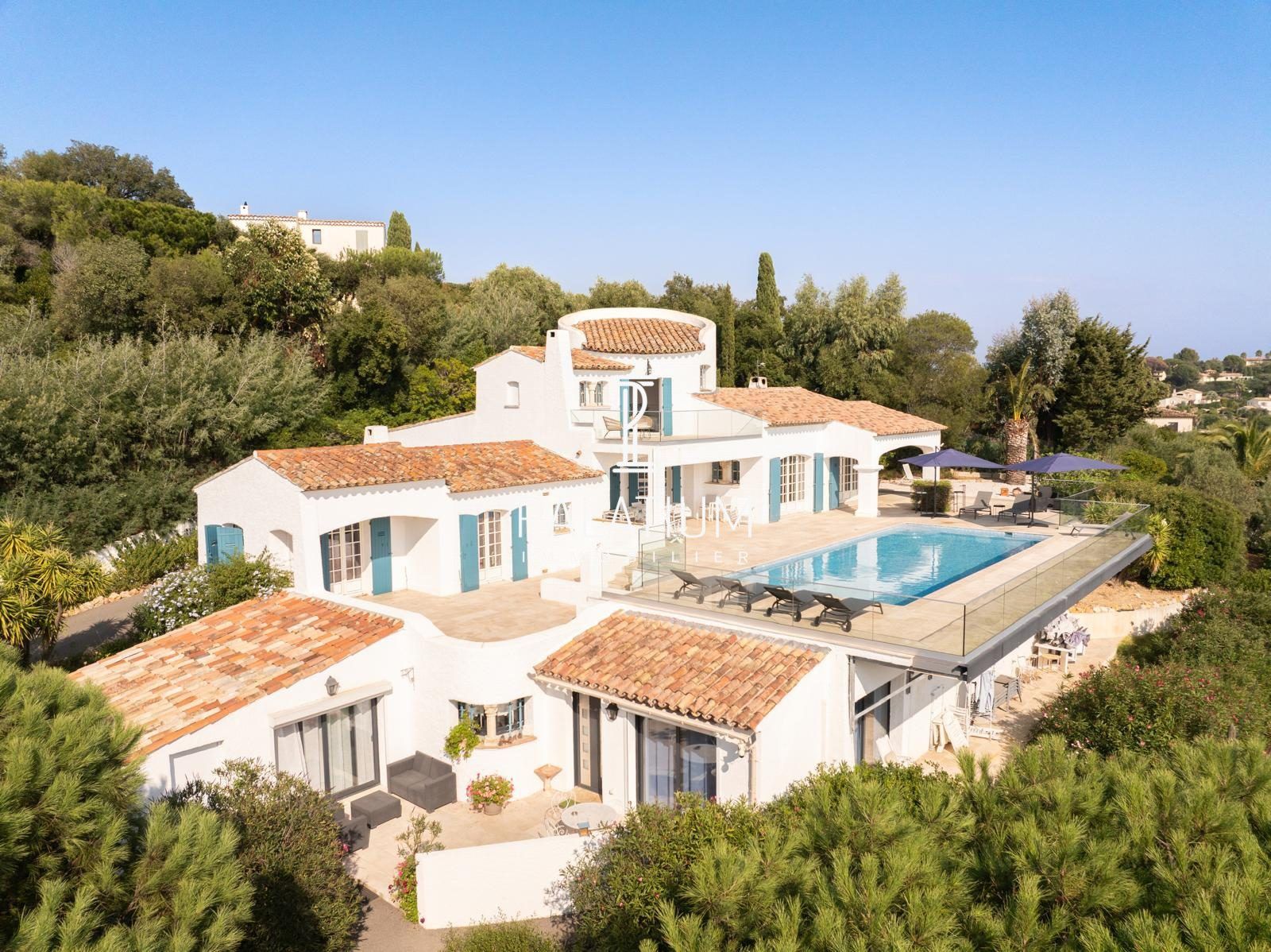 Maison à Grimaud, photo 2