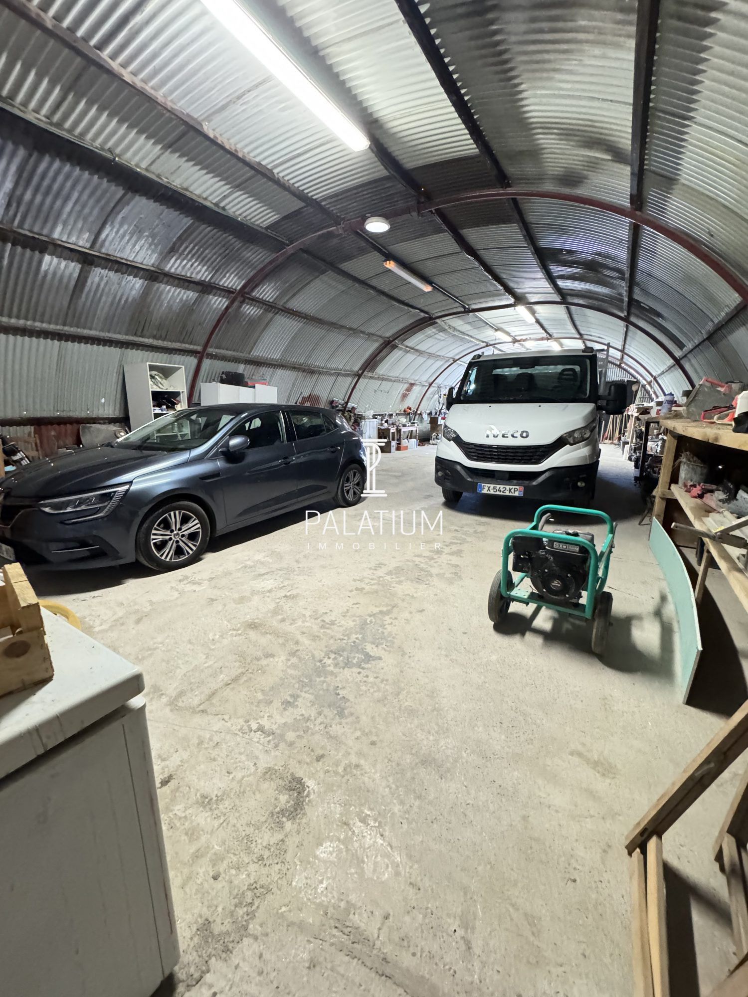 Local professionnel à Vinon-sur-Verdon, photo 3
