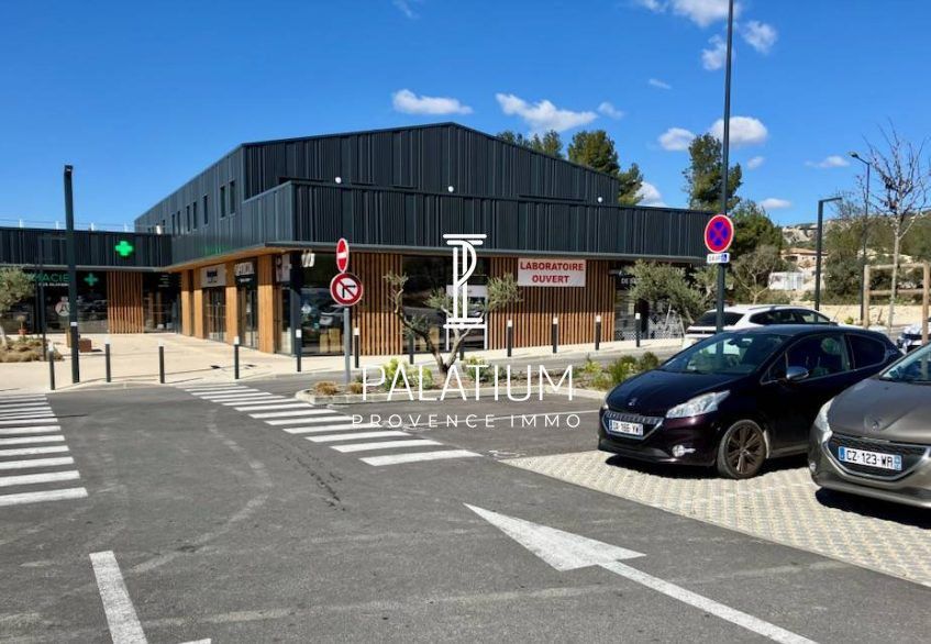 Local professionnel à La Fare-les-Oliviers, photo 2