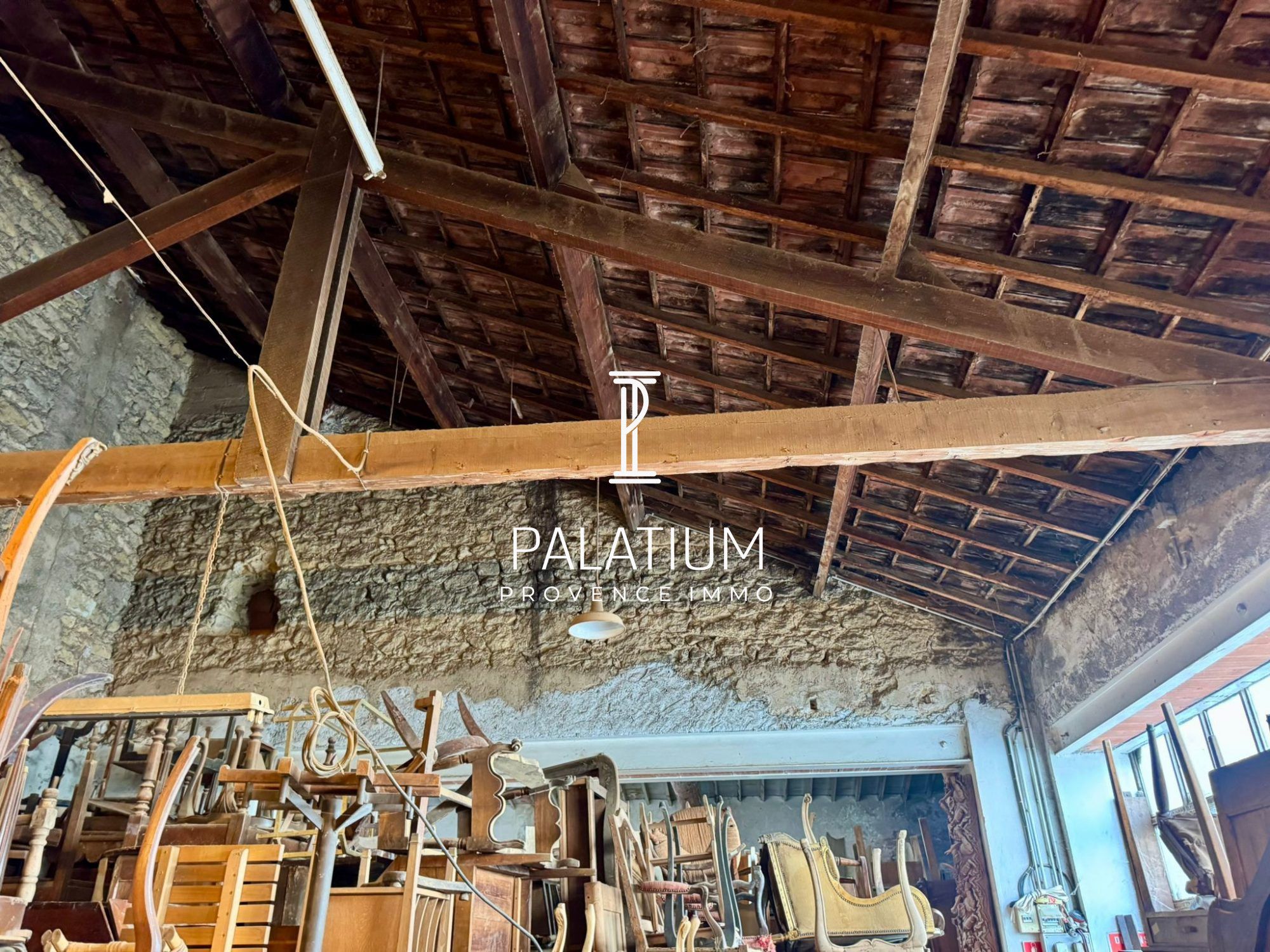 Local professionnel à Salon-de-Provence, photo 4