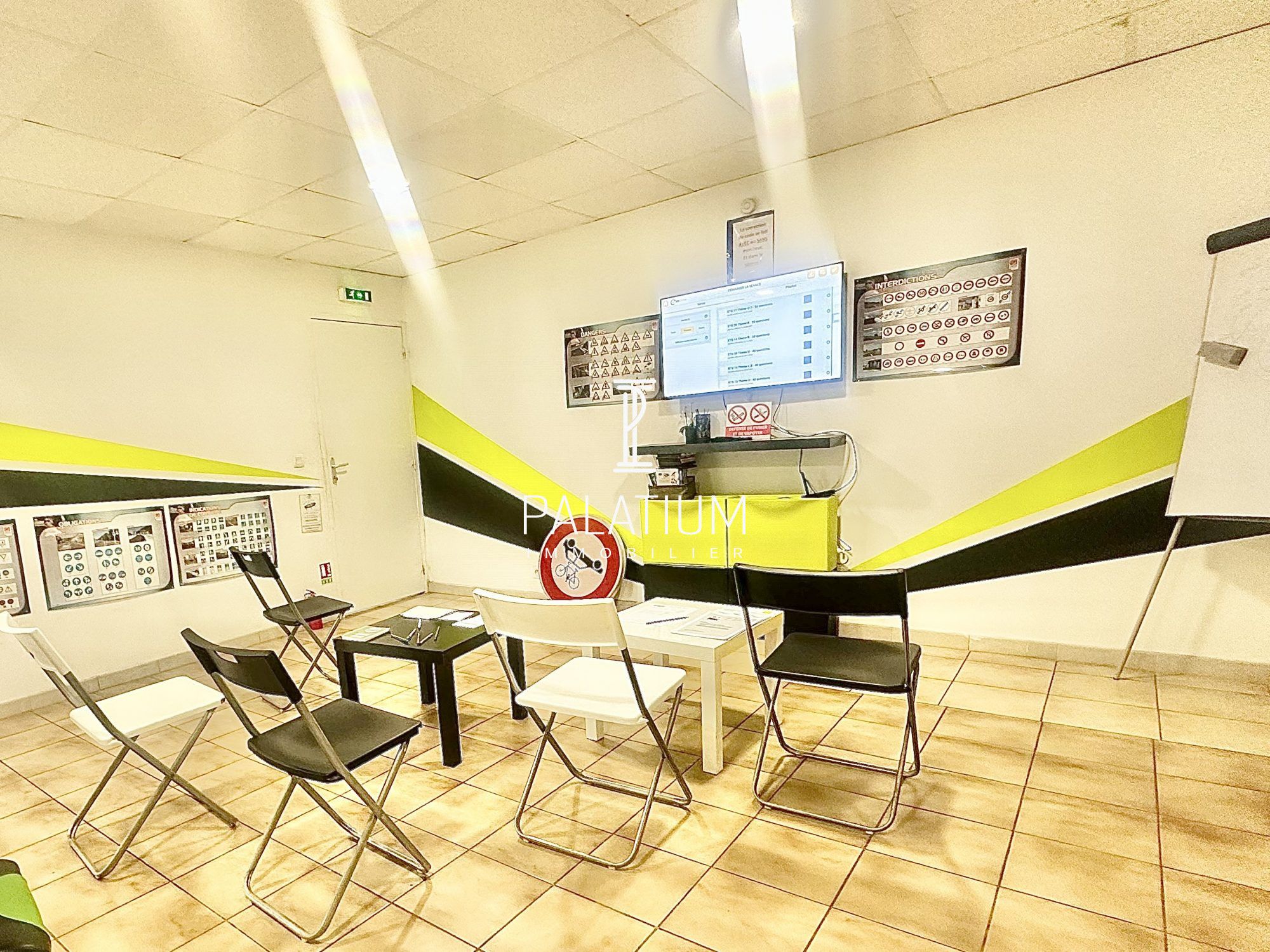 Local professionnel à Sisteron, photo 3